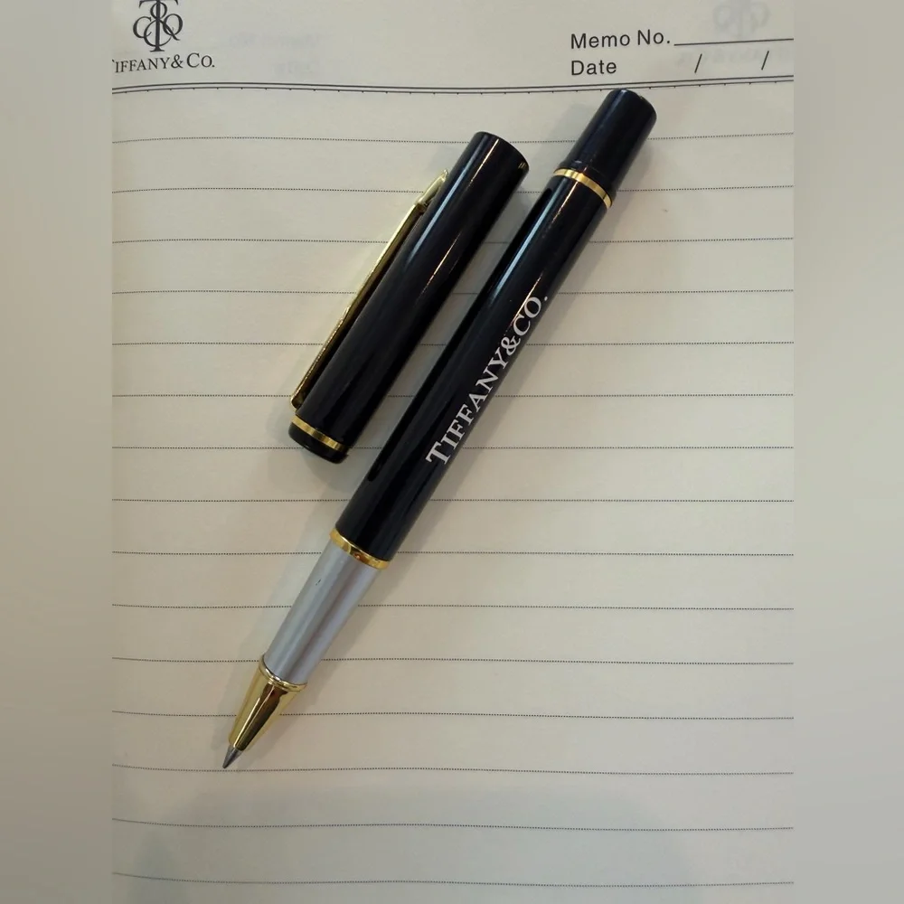 Tiffany & Co. Blue Suede Notebook & Pen Gift Set - Picture 7 of 9